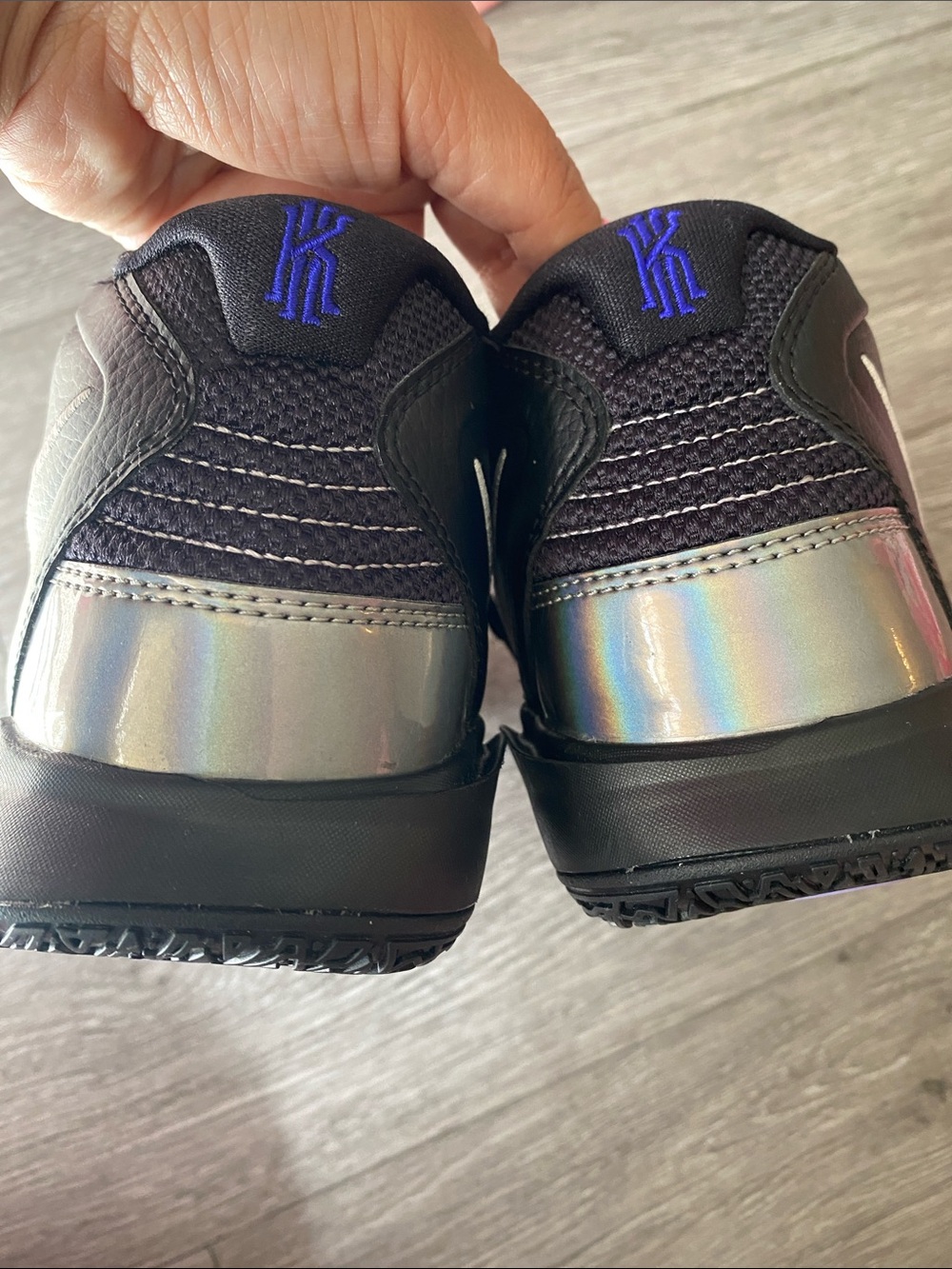 Nike Kyrie Infinity Black Metallic Silver Basketball Sneakers - Picture 6 of 6